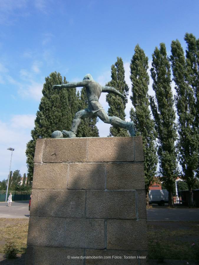 13-08-04-bfc-stutt-012